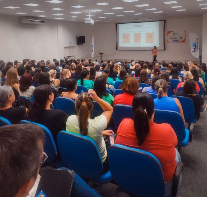 Educadores de Rio Pardo recebem inspiração em evento de acolhida para o ano letivo